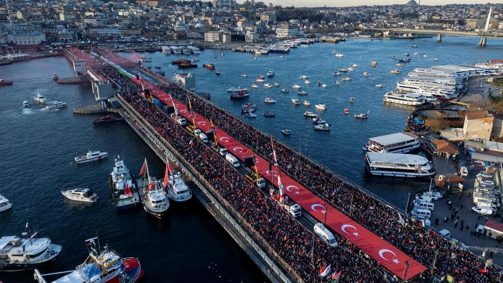 IDF intensifica ações em Gaza; 500 mil protestam em Istambul e ONU condena corte a serviços da UNRWA