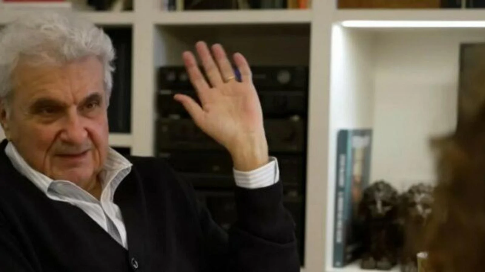 Arquivo milionário vazado em Milão desencadeia disputa política e questionamentos sobre Report