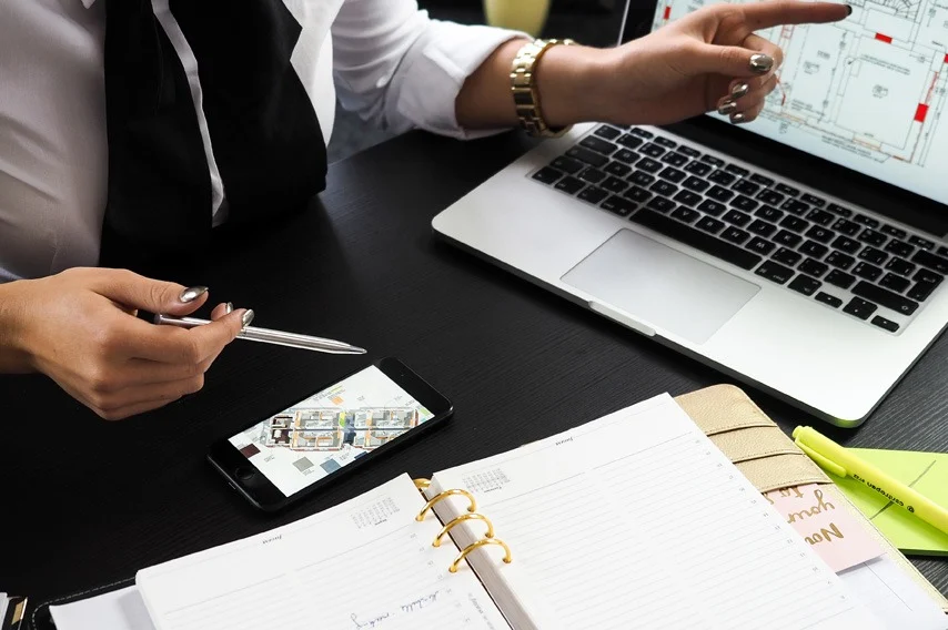 Revogação do nulla osta ao trabalho subordinado e limites da proteção ao trabalhador estrangeiro