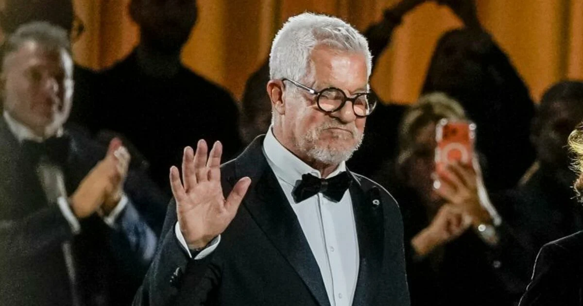 Leo Dell’Orco revela os últimos meses ao lado de Giorgio Armani: “Ia dormir sem saber se o encontraria de manhã”