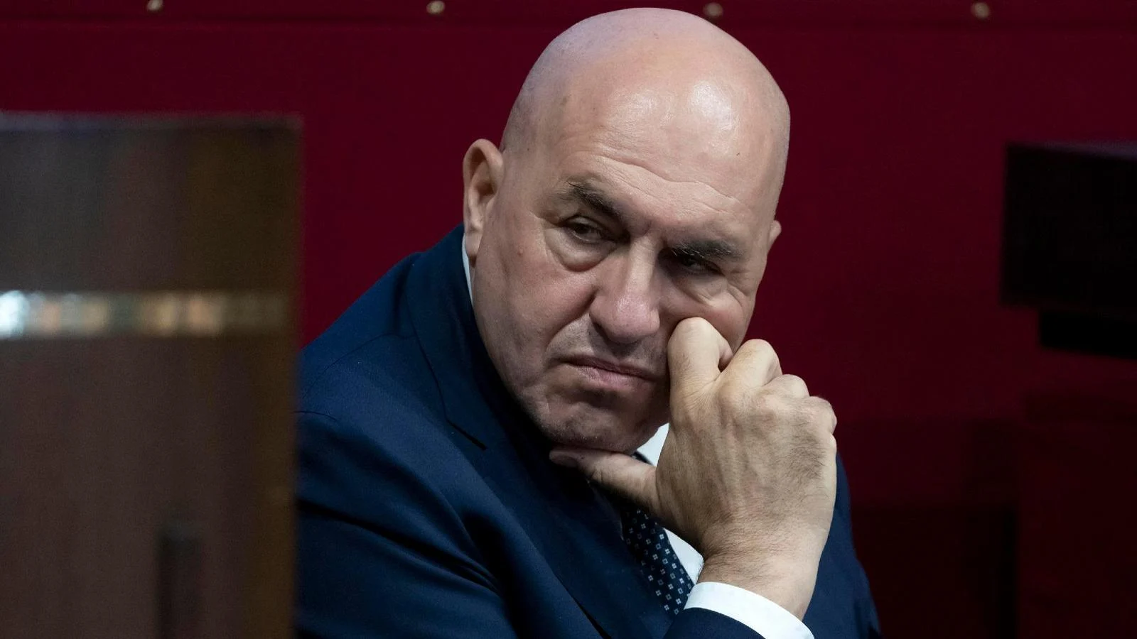 Crosetto rejeita 'boots on the ground' no Ártico: “Mandar 15 soldados? Parece uma piada”