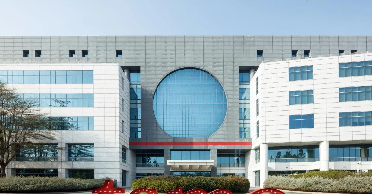 EUA e Taiwan fecham acordo sobre semicondutores: tarifas caem para 15% com promessa de US$250 bi em investimentos; China reage