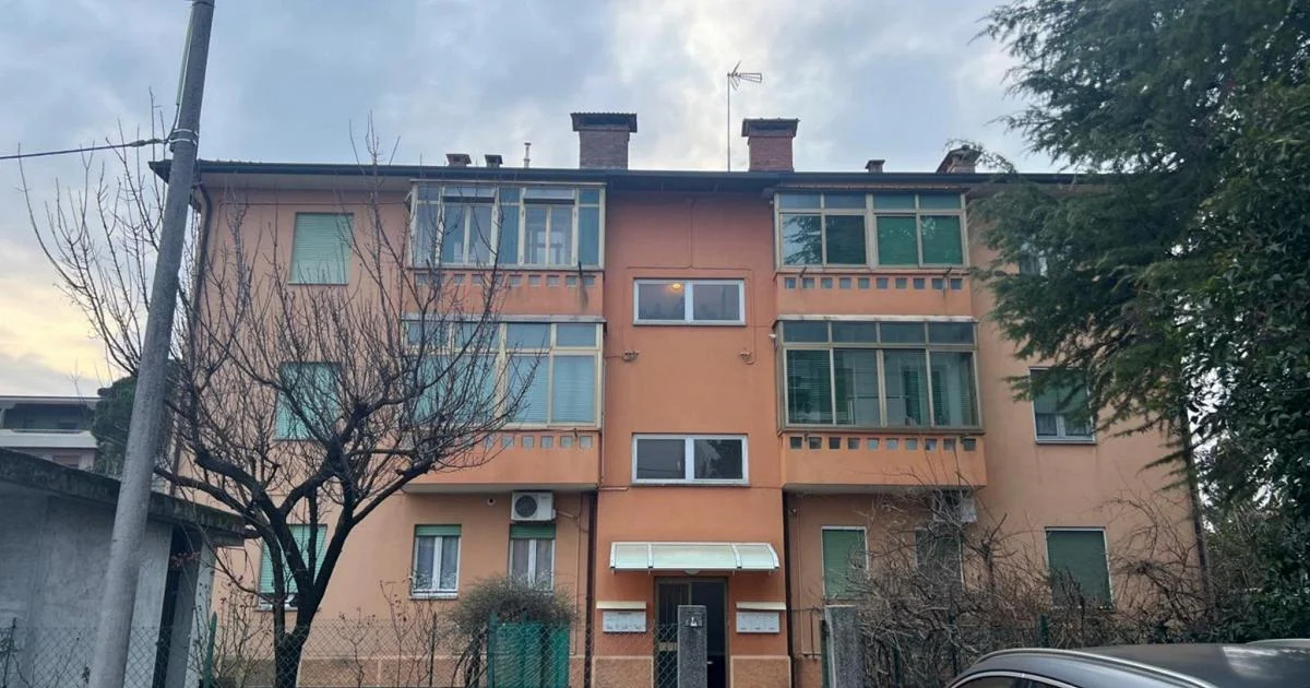 Casal idoso é encontrado sem sinais de violência em apartamento de Pordenone