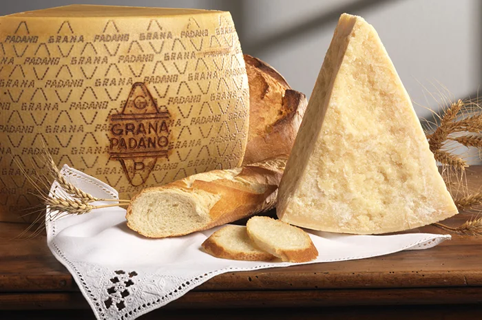 Qual é a diferença entre Parmigiano Reggiano e Grana Padano?