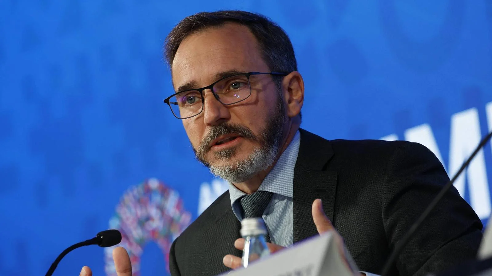 FMI alerta: escalada de tarifas e tensões sobre a Groenlândia é risco para o crescimento global