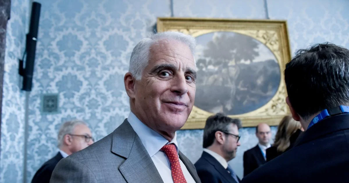 Risco bancário na Itália: €14 bilhões de capital ocioso abrem caminho para aquisições — UniCredit entre opções por BPM e a participação da Delfin em MPS