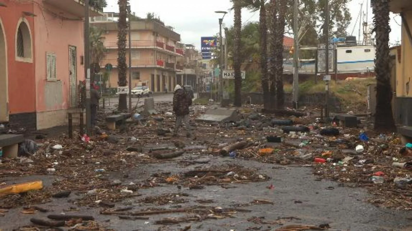Vórtice ciclônico traz maltempo intenso ao Sul da Itália; novo distúrbio chega no fim de semana