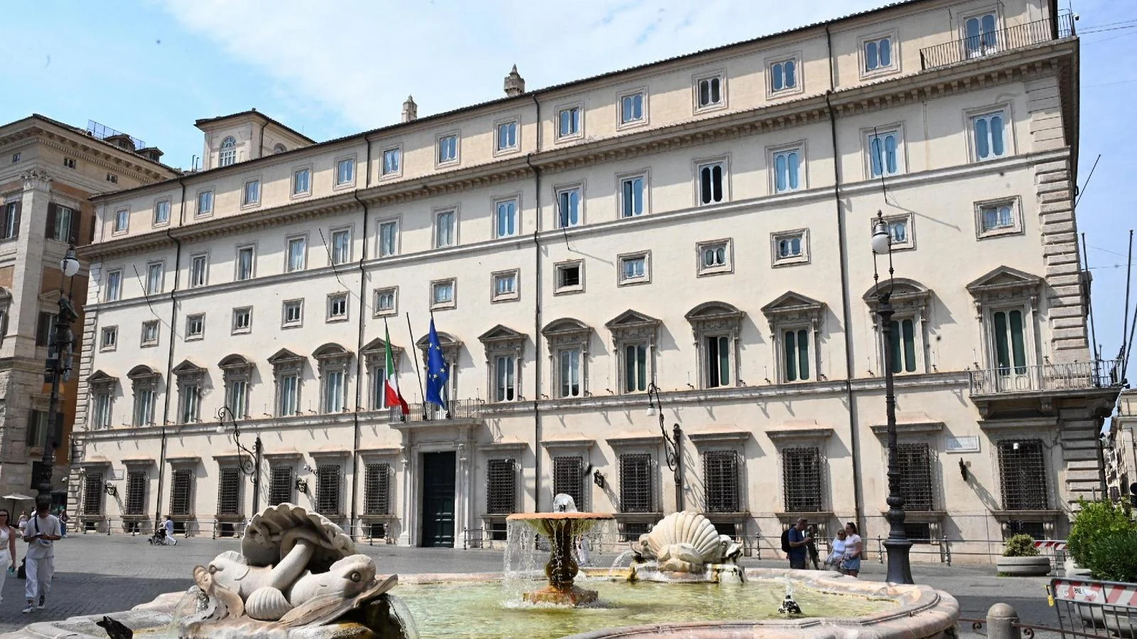 Governo reúne-se no Palazzo Chigi para fechar pacote de segurança antes do decreto-lei