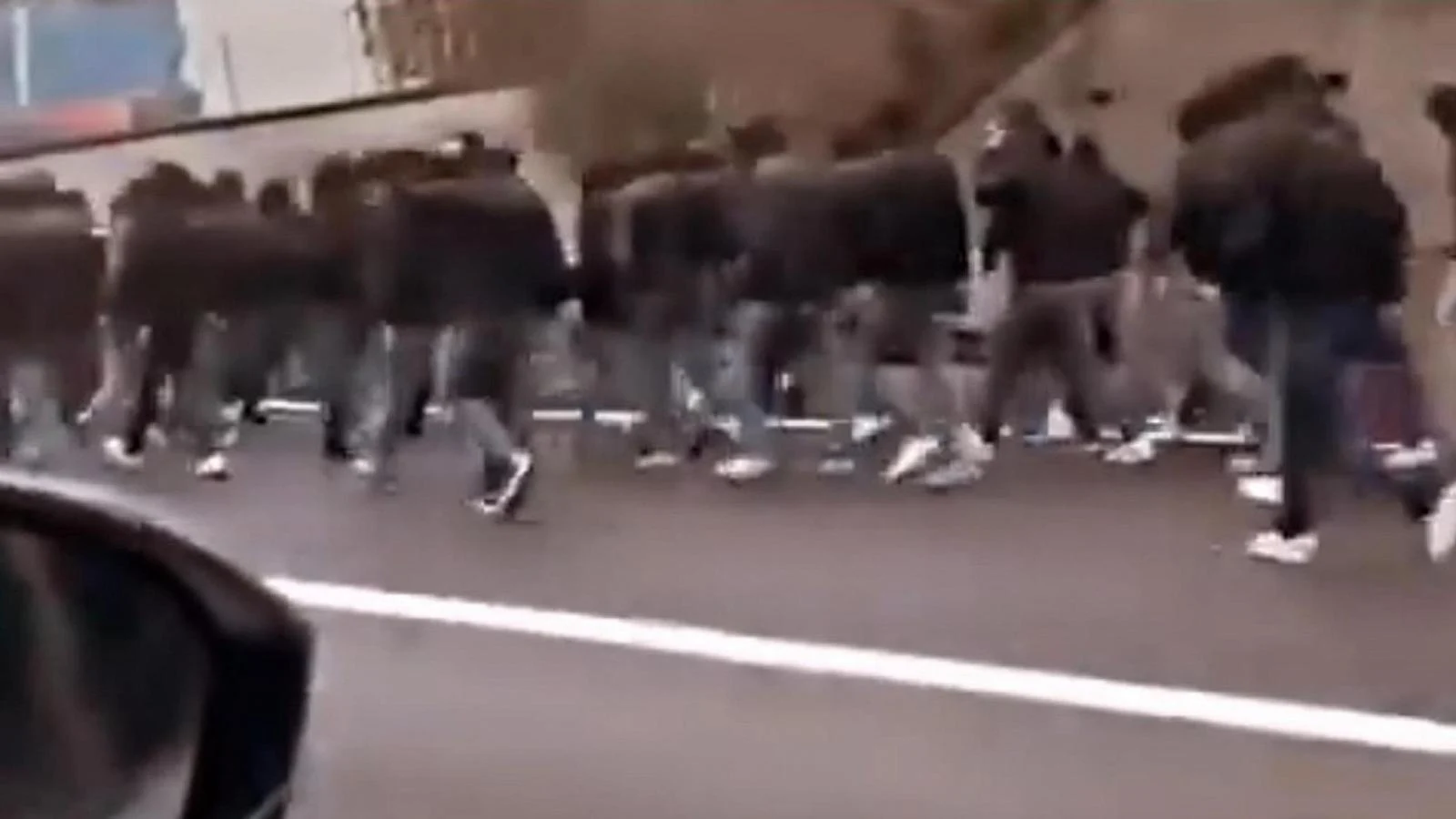 Viminale proíbe viagens de torcedores da Roma e da Fiorentina até o fim da temporada