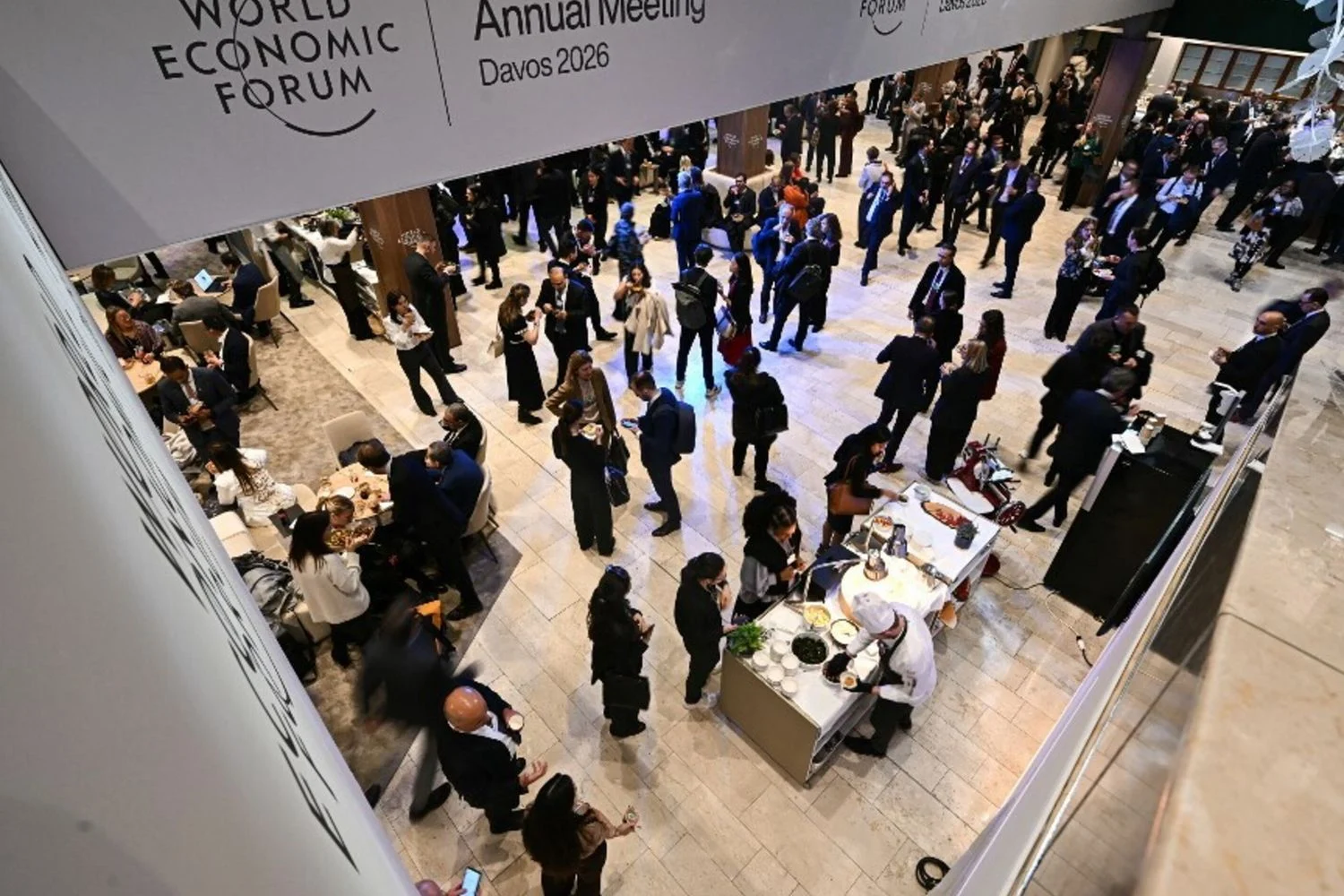 WEF avalia deixar Davos: Fink propõe sedes rotativas como Detroit e Dublin