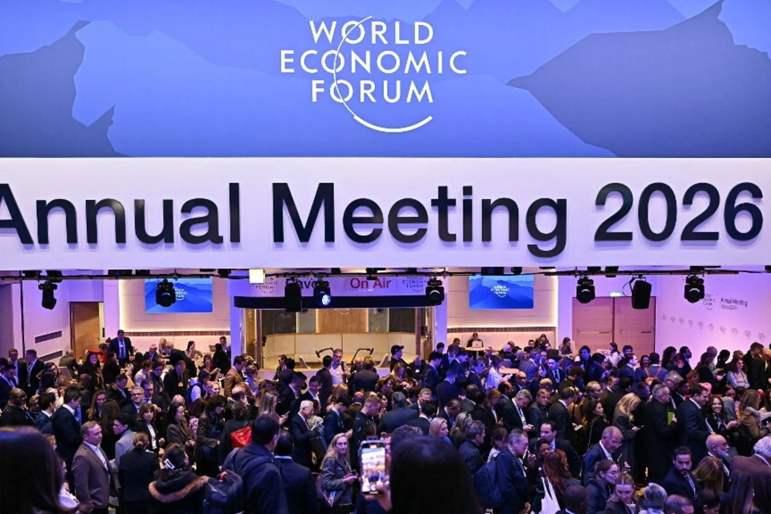 WEF avalia deixar Davos: Fink discute mudança de sede e formato rotativo
