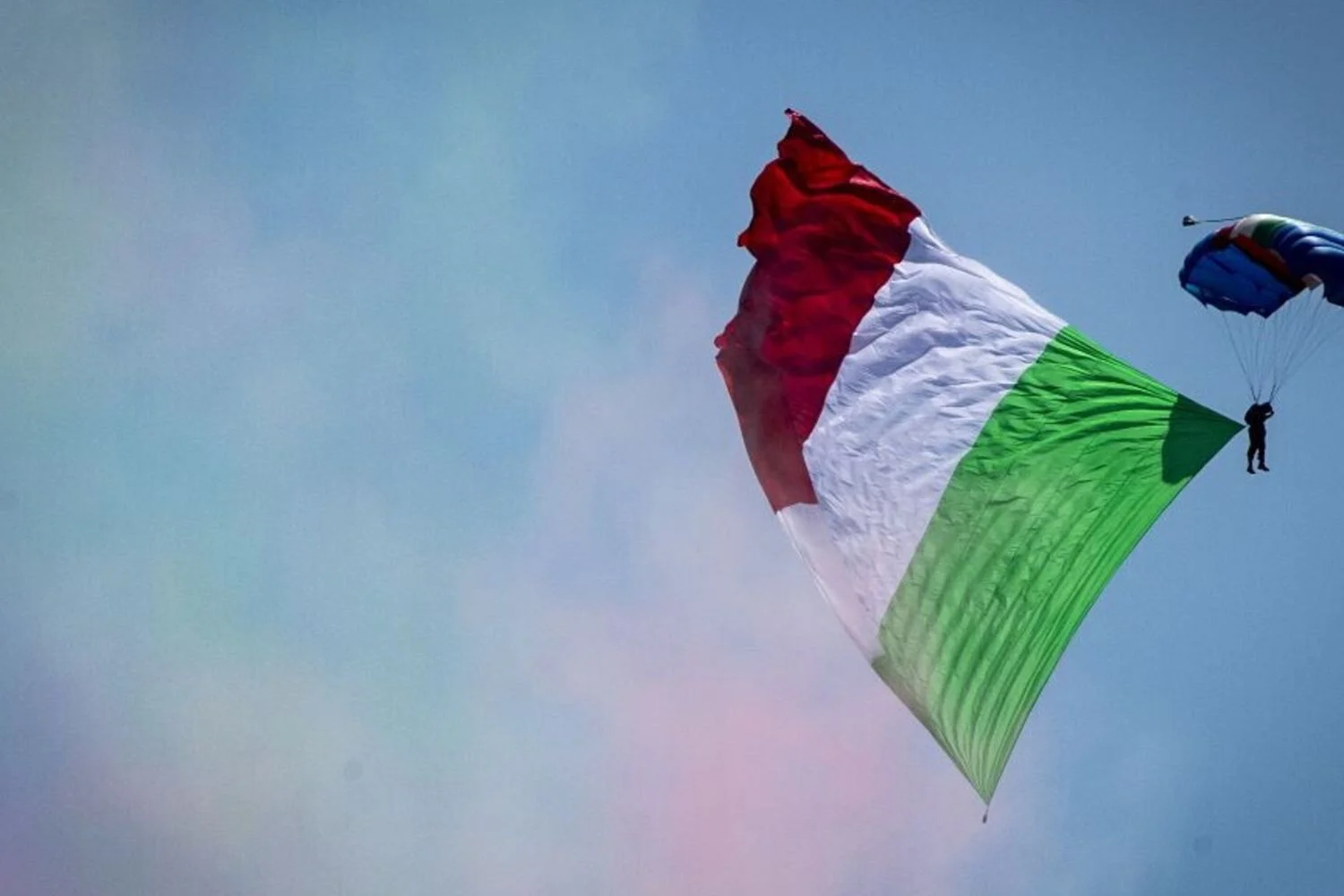 Itália perde população: mais de 6,6 milhões de italianos residem no exterior em 2025