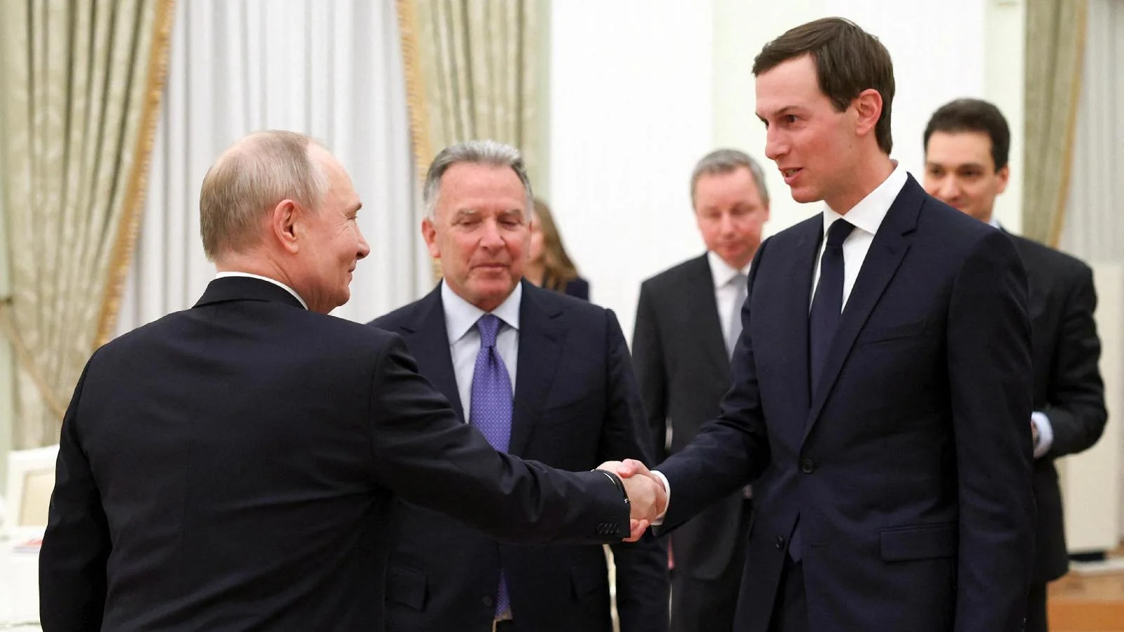 Putin recebe Witkoff em Moscou: encontro 'muito útil' e caminho para trilateral sobre segurança