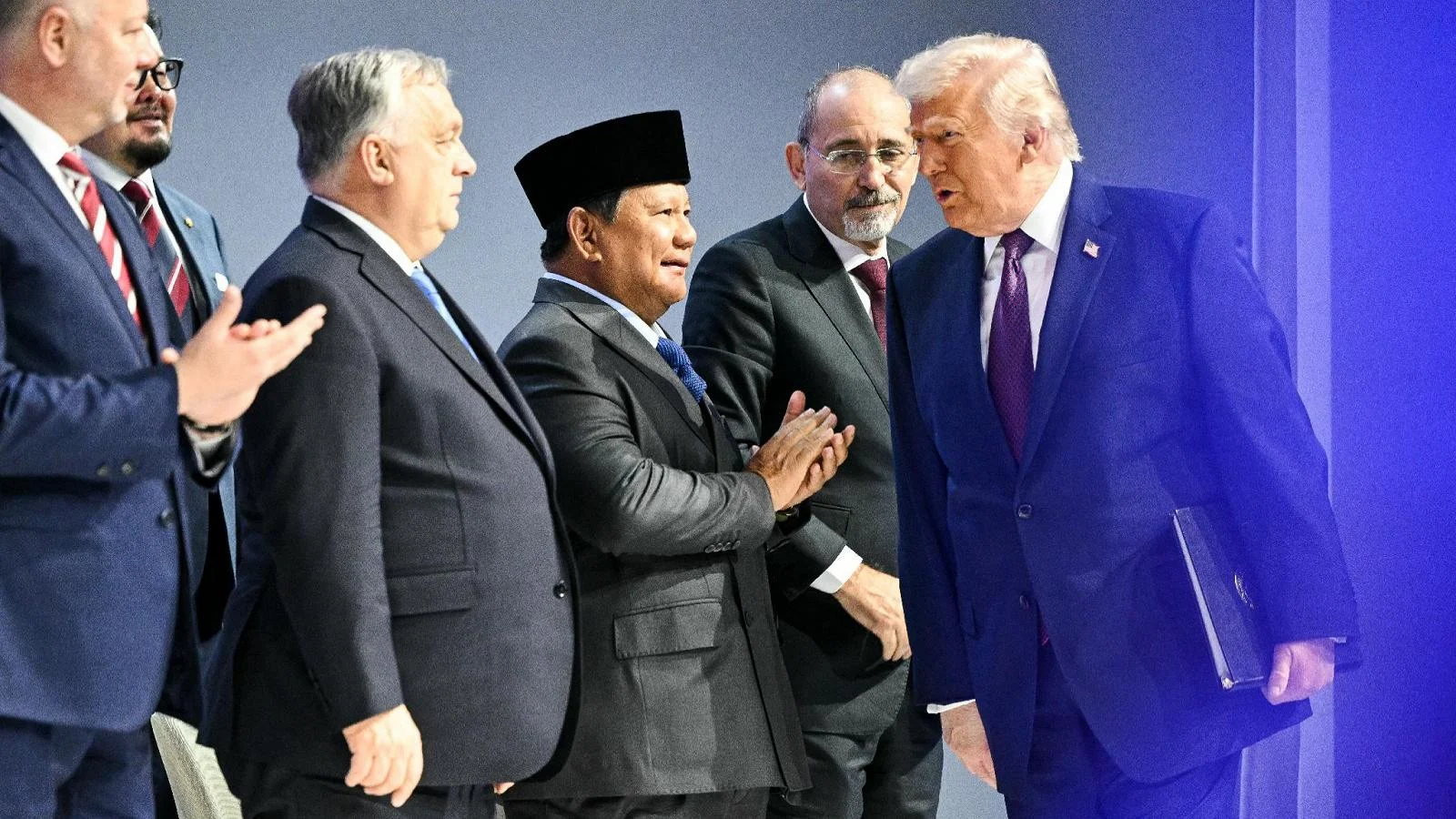 Trump inaugura o 'Board of Peace' com cerca de 20 assinaturas; Sánchez recusa convite