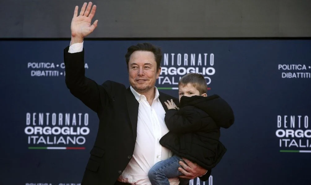 Elon Musk em Roma: Precisamos de você, Itália - Tenham mais filhos
