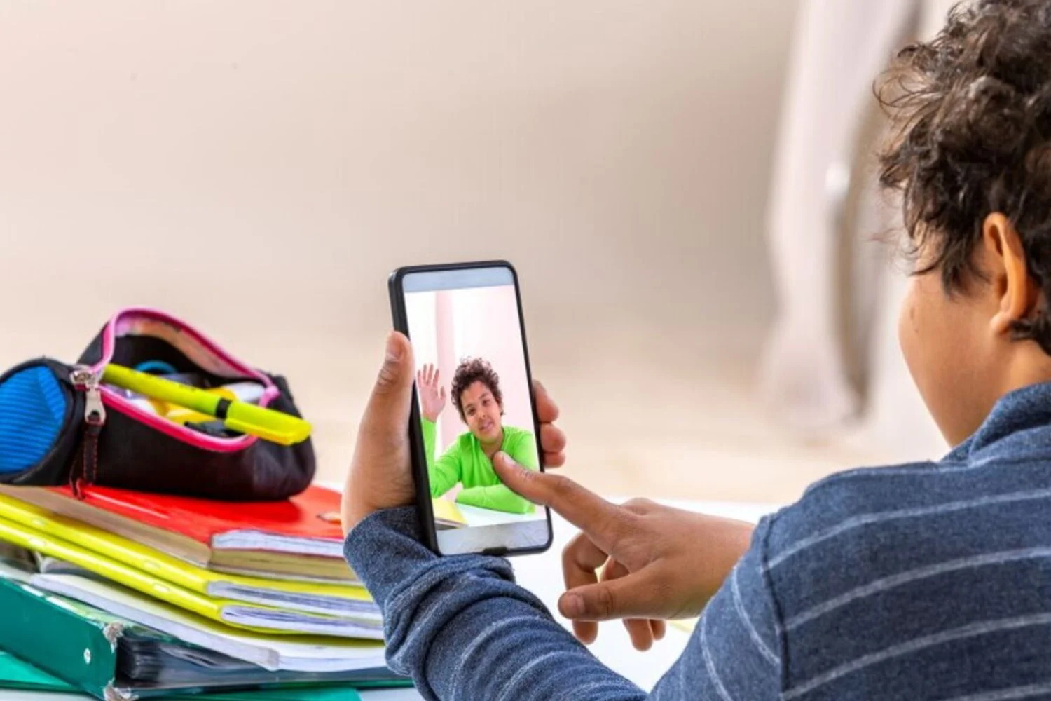 Processo na Califórnia: Instagram, TikTok e YouTube no banco dos réus por dependência em jovens