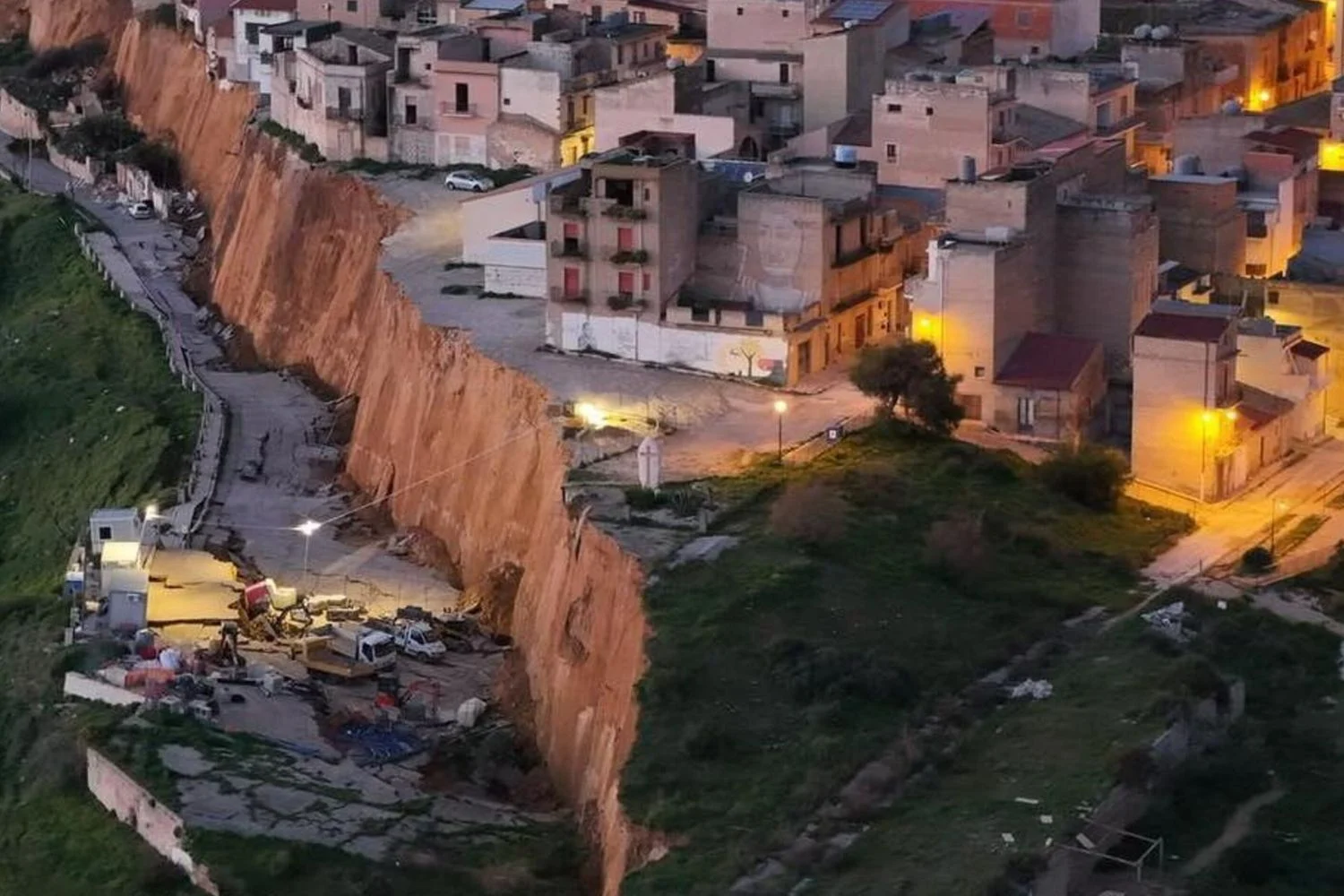 Deslizamento em Niscemi: 1.500 pessoas evacuadas e zona vermelha ampliada