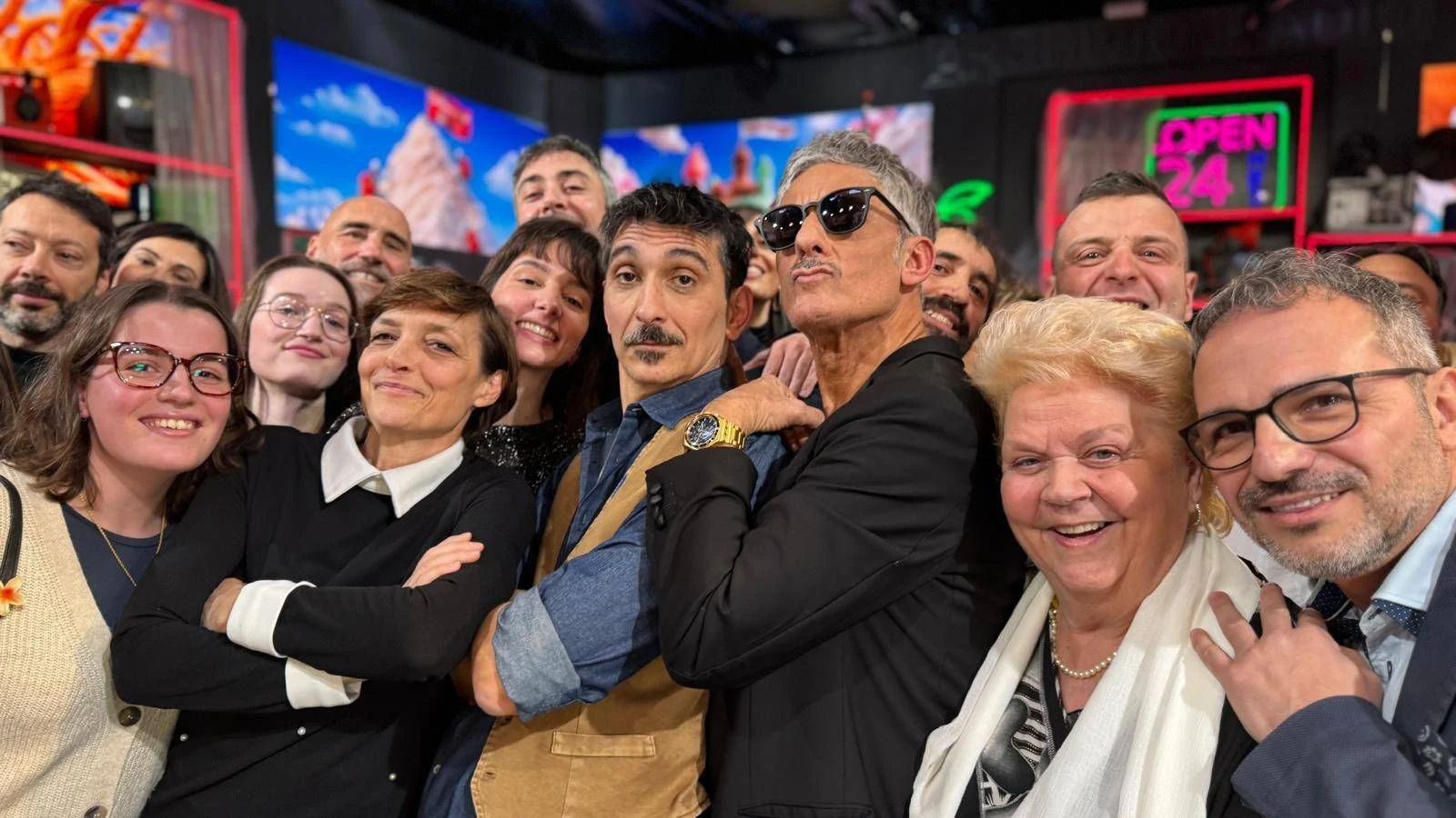 Fiorello e TonyPitony: o dueto sonhado para Sanremo e o apelo urgente pelas vítimas do ciclone Harry