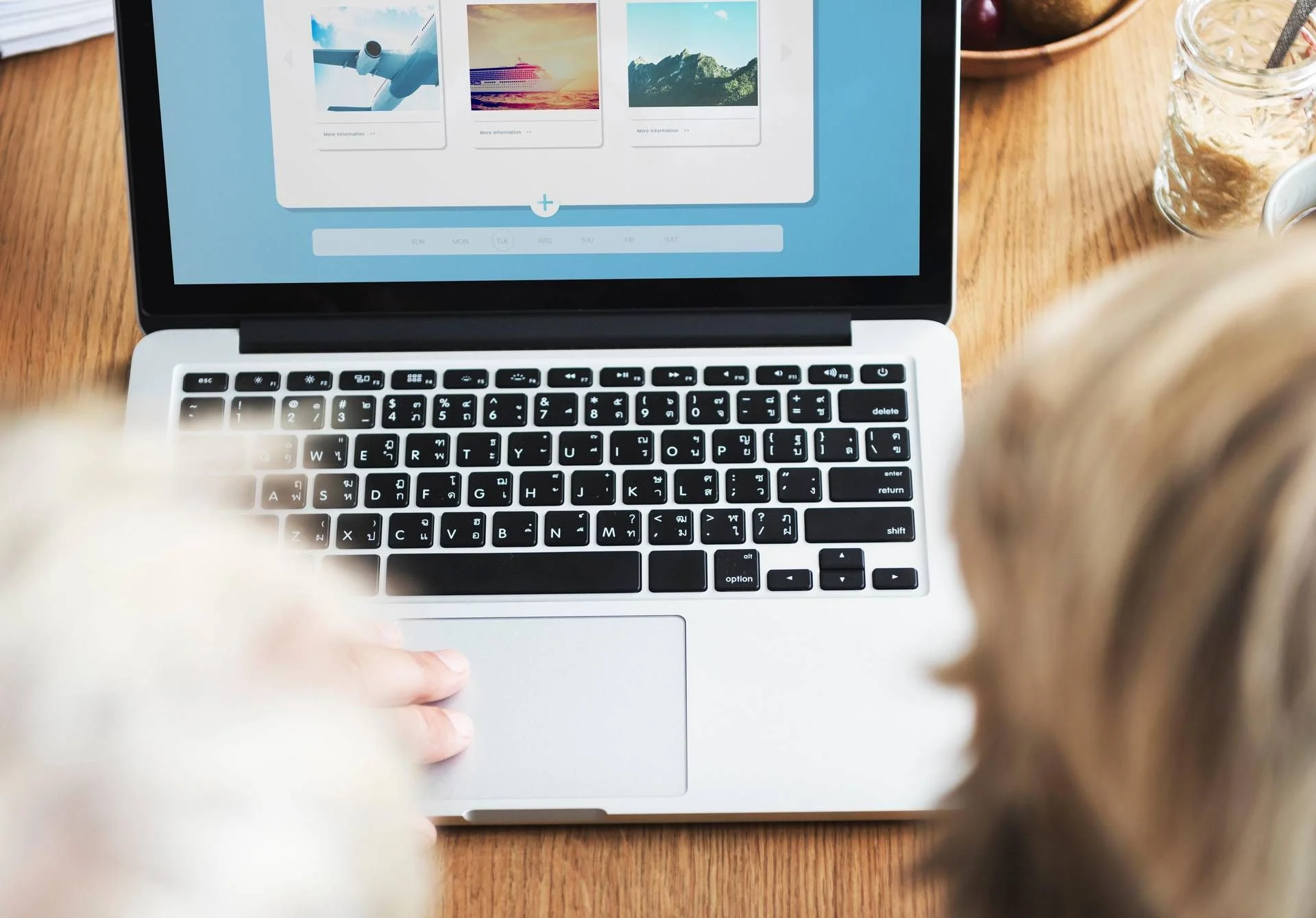 Dia mais barato para voar em 2026: 10 destinos mais econômicos e como economizar