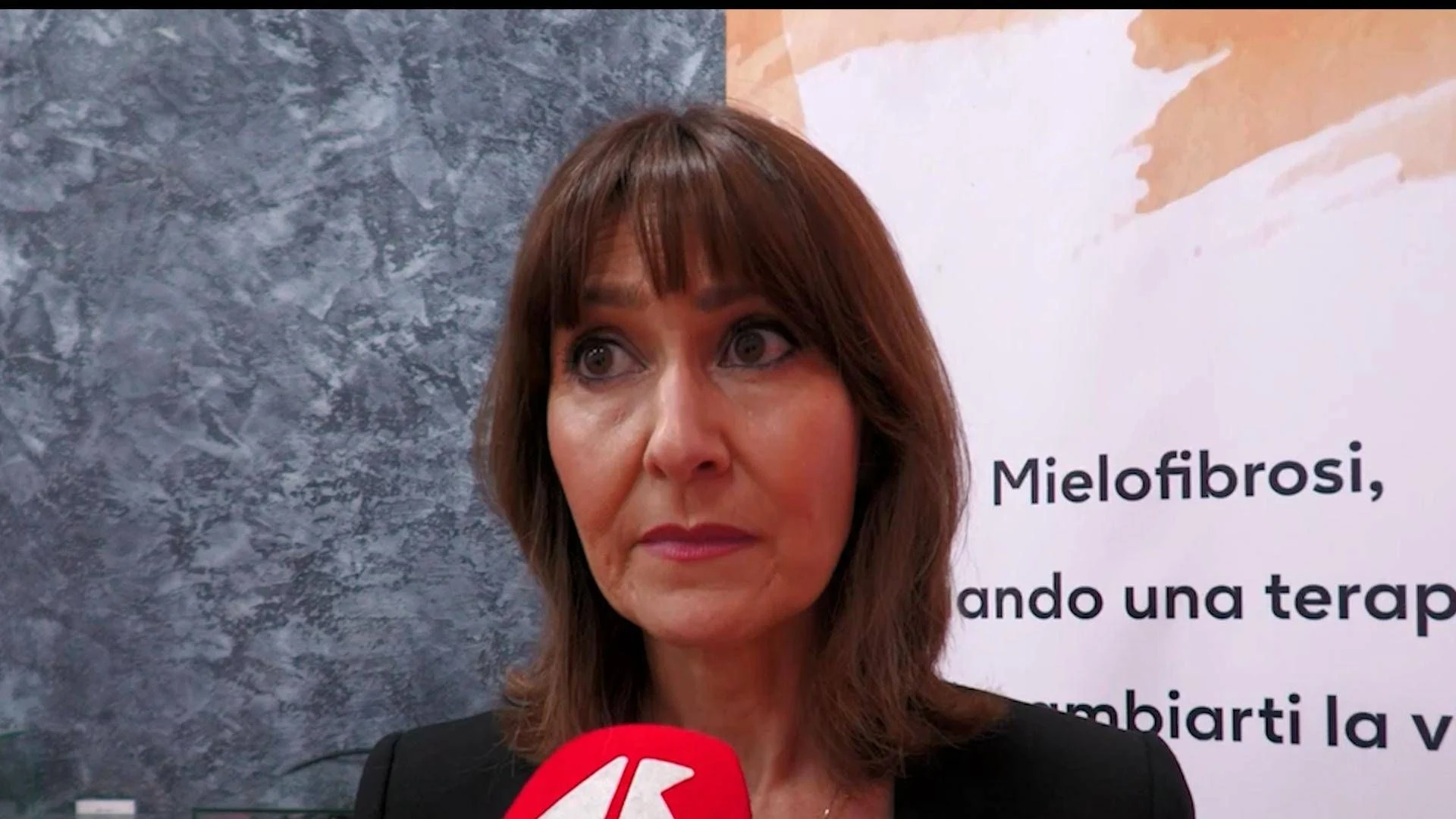 Anemia é traço marcante da mielofibrose; tratamento precoce com momelotinib pode livrar pacientes de transfusões