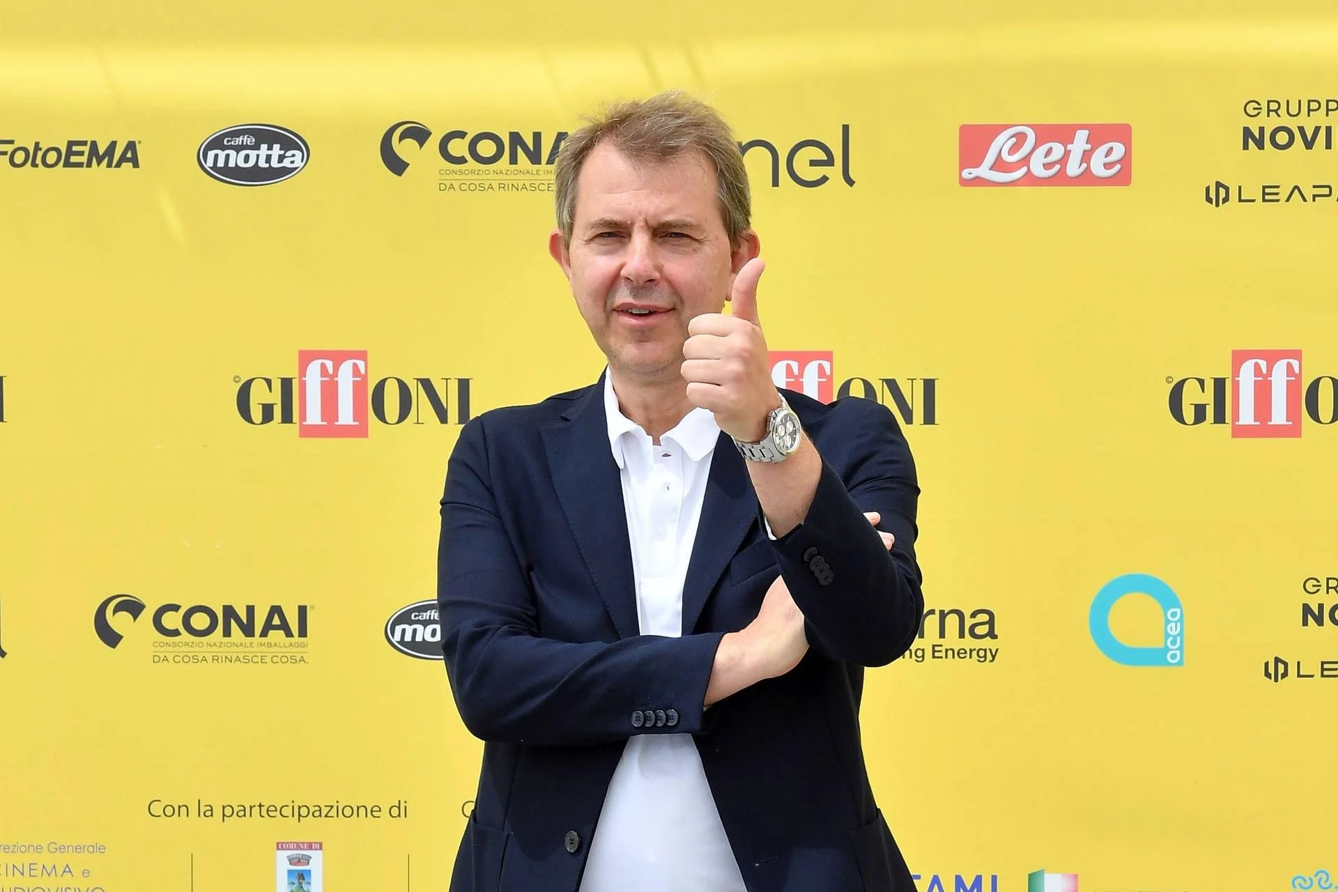 XXI Secolo retorna à Rai1 com Francesco Giorgino e abre espaço à Geração Z em estúdio