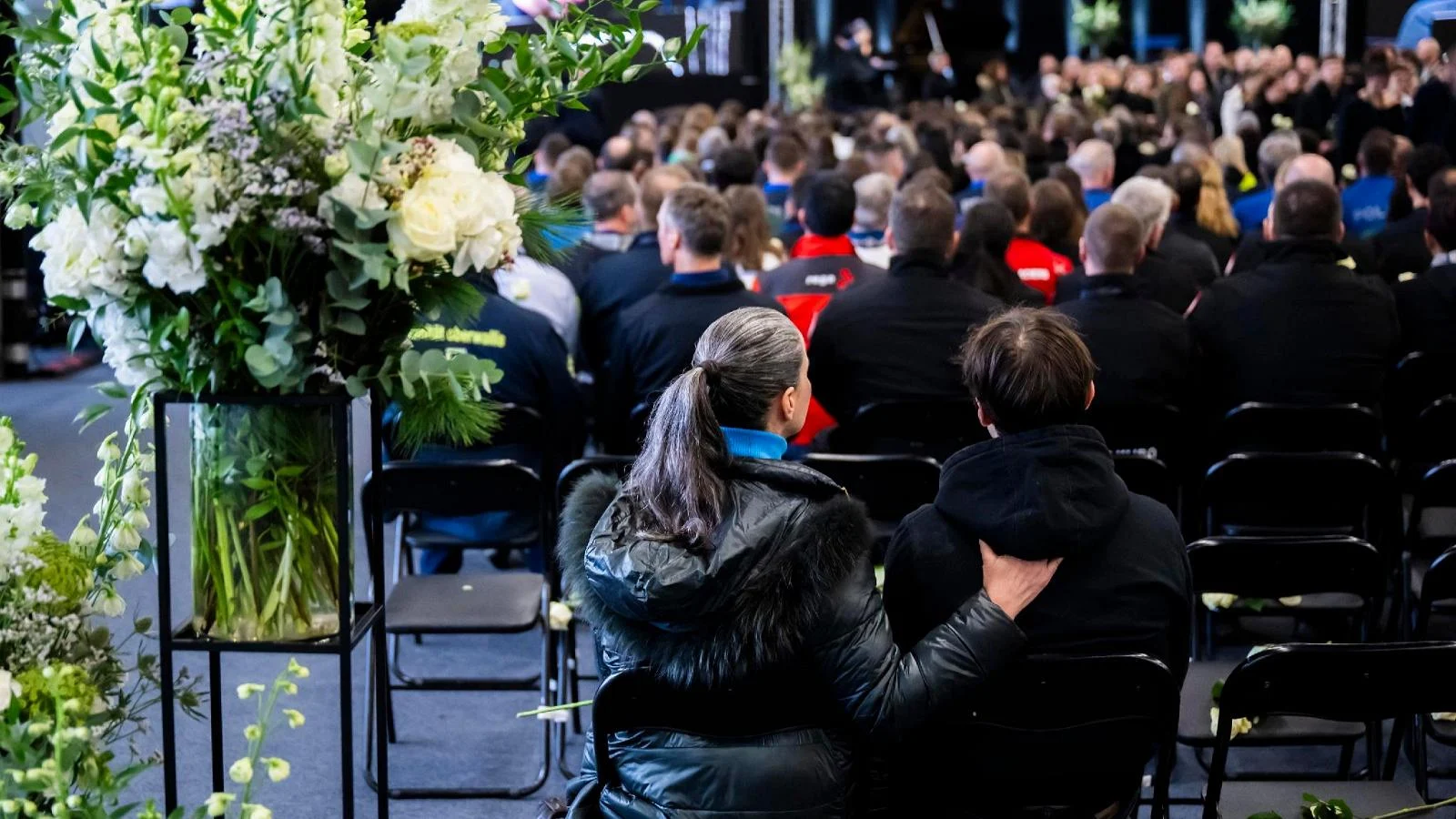 Mattarella encontra pai de Emanuele Galeppini em Dubai após morte em Crans-Montana